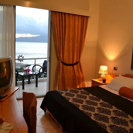 Отель Seaside Саранда