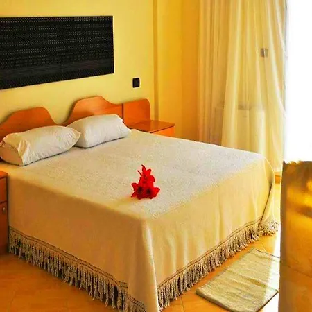 Отель Seaside 4*