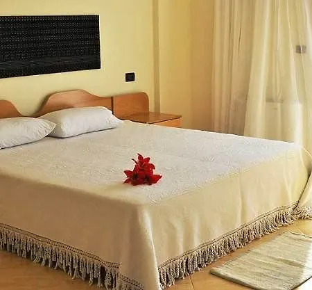 Отель Seaside 4*