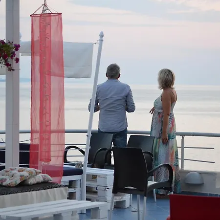 Seaside Hotel Saranda