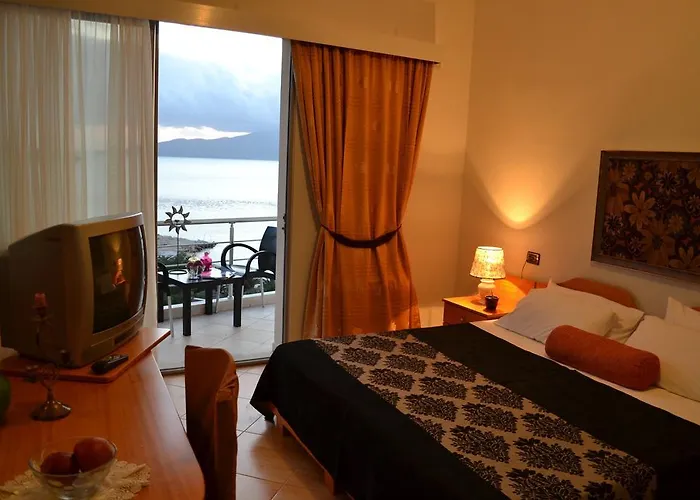 酒店 Seaside Sarandë