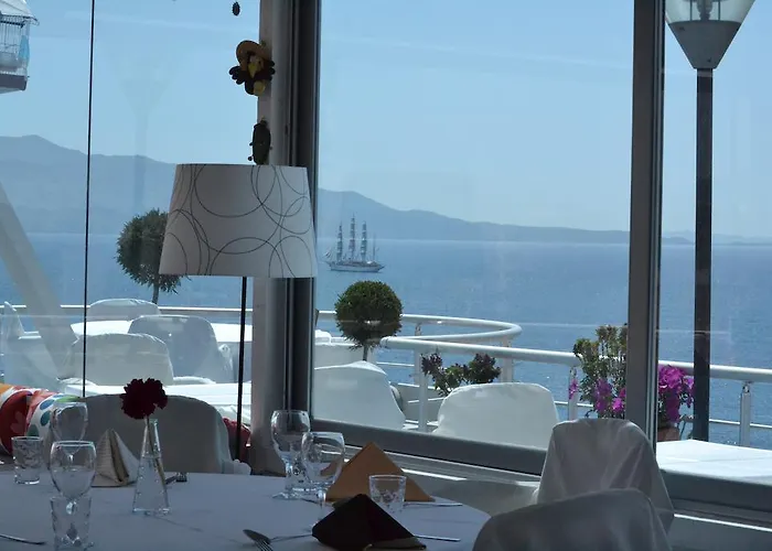 Seaside 4* Sarandë