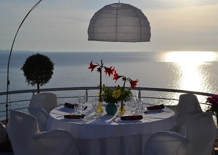 酒店 Seaside Sarandë