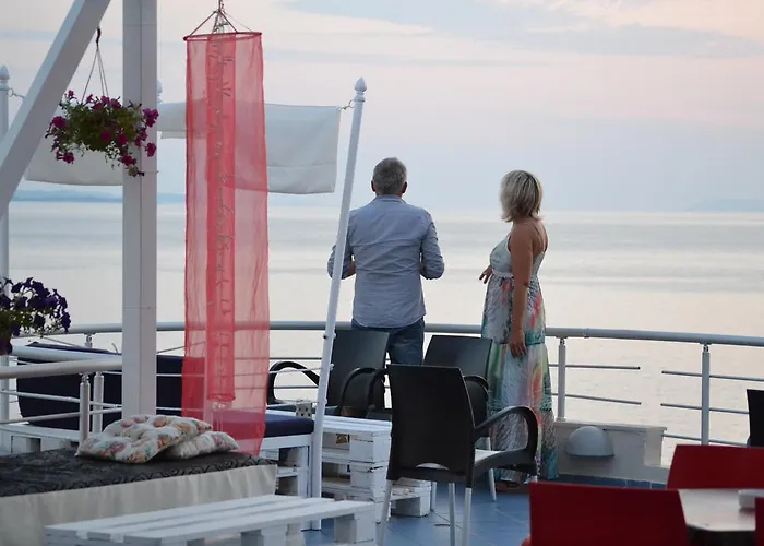 Seaside 酒店 Sarandë