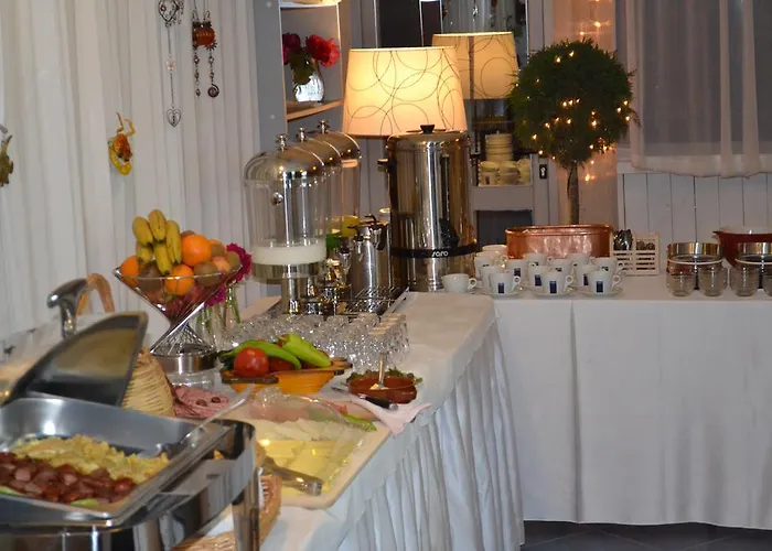 酒店 Seaside Sarandë